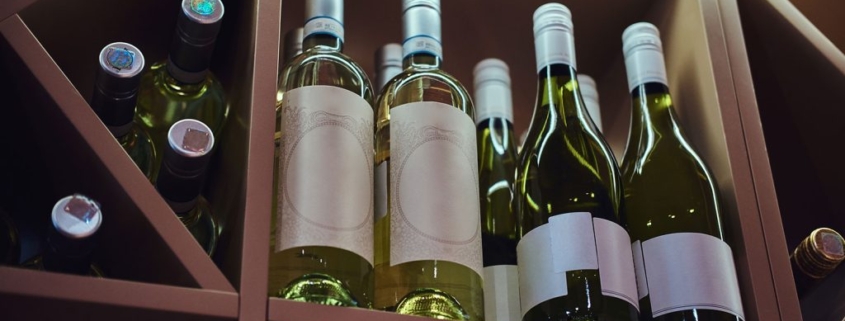 Different label sizes for bottles.