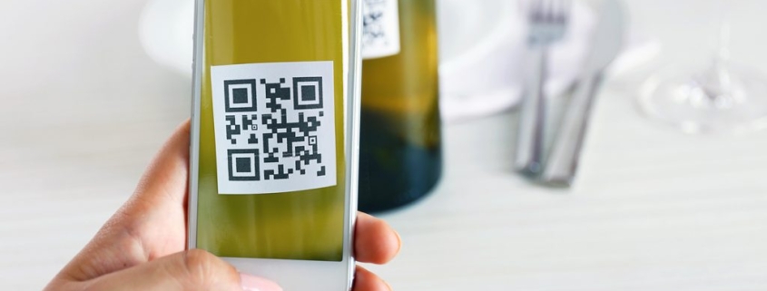 QR code vs. barcode.