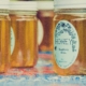 Example of proper honey labeling on a bottle of honey.